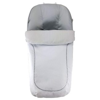 Saco piqué canutillo blanco con picunela gris. Interior en canutillo rayas y liso gris.