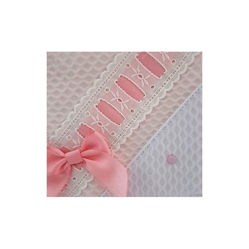Saco de capazo napoles rosa con entredos y bodoques.
