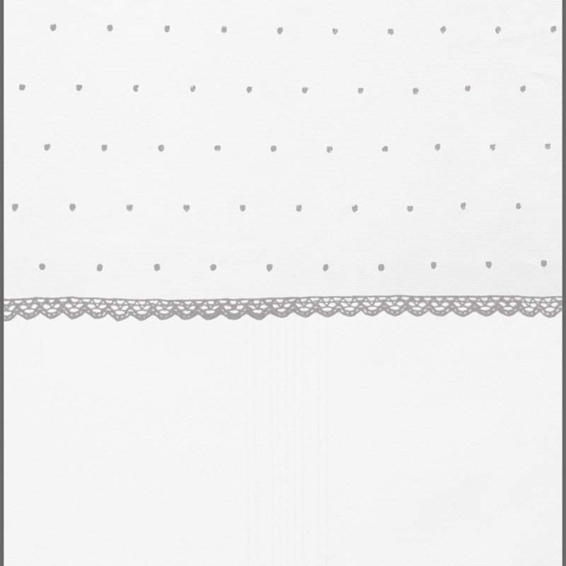 Fundas silla en piqué blanco con puntilla picos y bordado de topitos